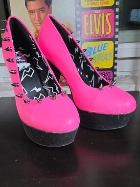 Rat Baby Hot Pink Studded Platform Pumps - Women